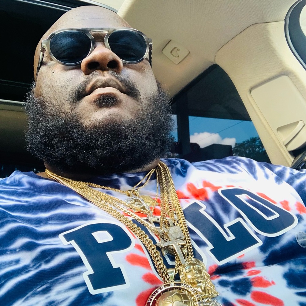 Meet your Posher, Davron